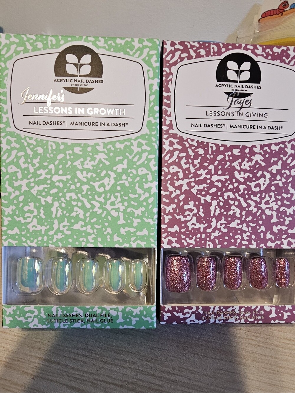 Acrylic Nail Dashes Set — Iridescent Green & Pink Glitter